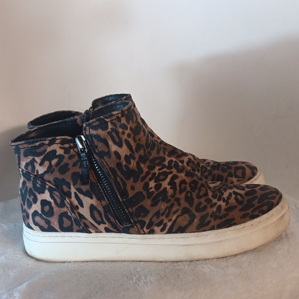 Brown Animal Print High-Top Sneakers with Zip Closure